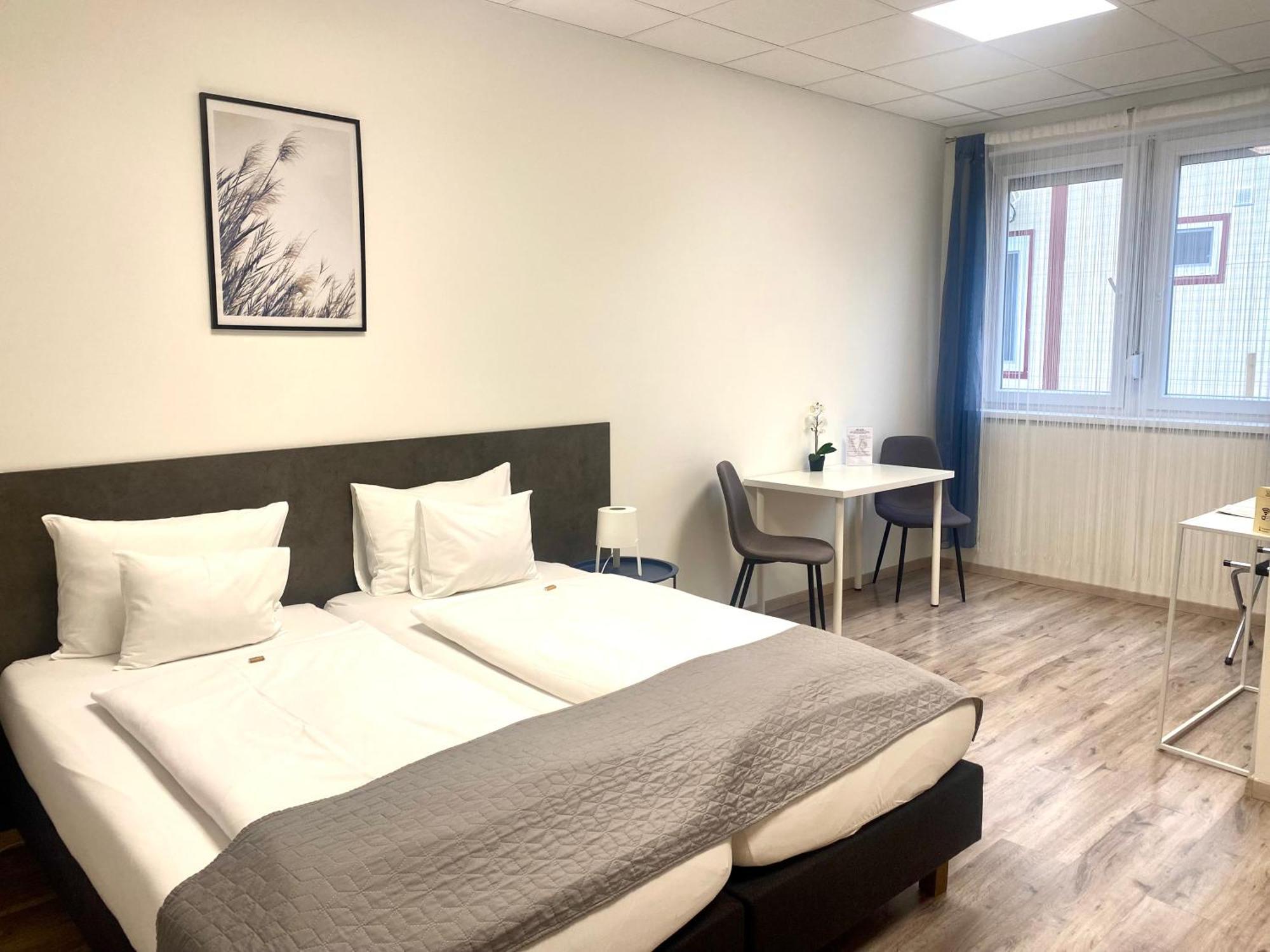 Vecsesi Rendezvenykoezpont Es Panzio Bed & Breakfast Eksteriør bilde
